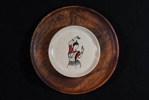 Dancer Plate on wood (DP16)